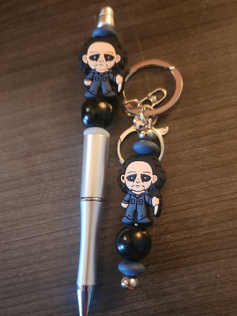 Micheal Myers Keychain And Pen Beaded Set